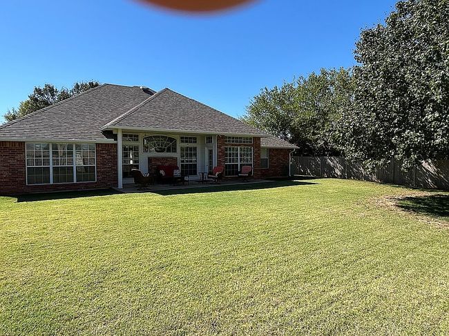 Image of 2821 Edgewater Ct