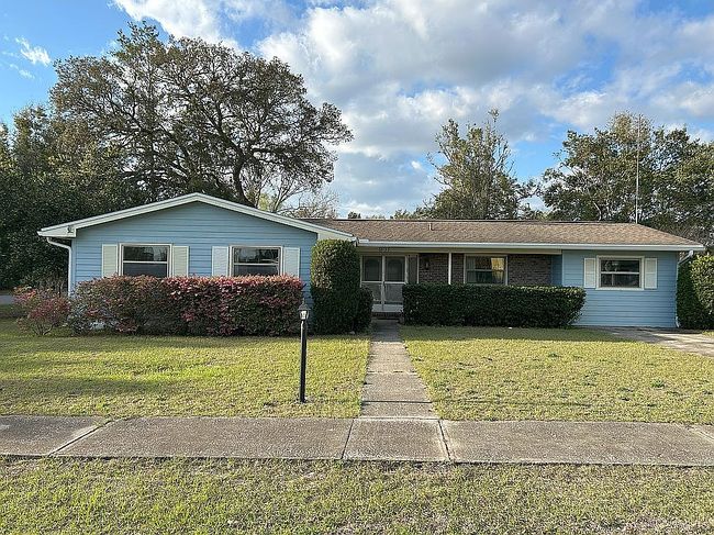 Image of 2199 W Devon Dr
