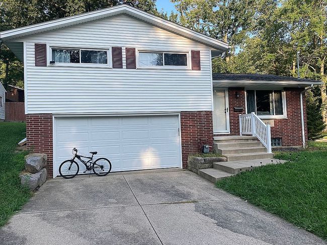 Photo of 621 Oak Hill Rd, Wooster, OH