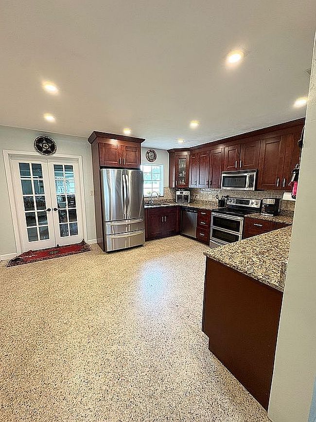 Photo of 4337 15th Ave N, Saint Petersburg, FL