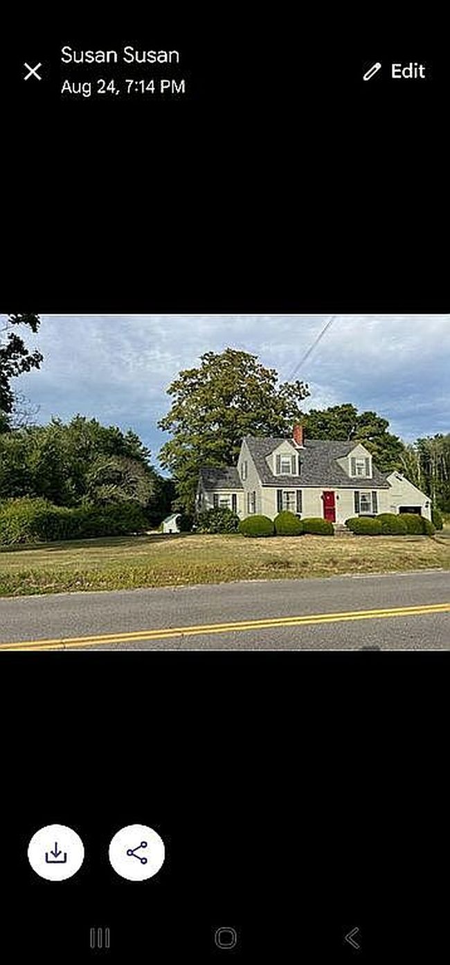 Photo of 10 Sweet Hill Rd