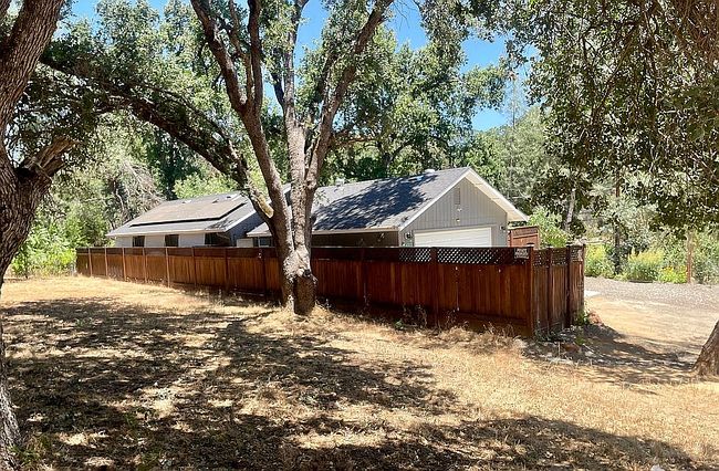 Photo of 16064 41st Ave, Clearlake, CA