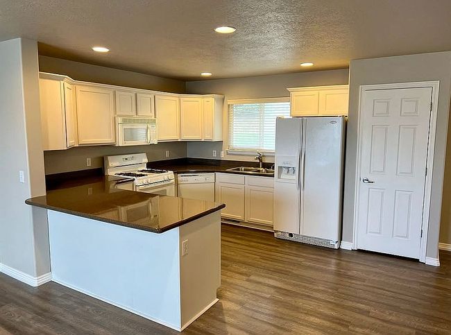 Photo of 1251 S Alpine Way, Provo, UT