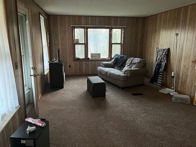 Photo of 3800 N Lake Pleasant Rd, Hillsdale, MI