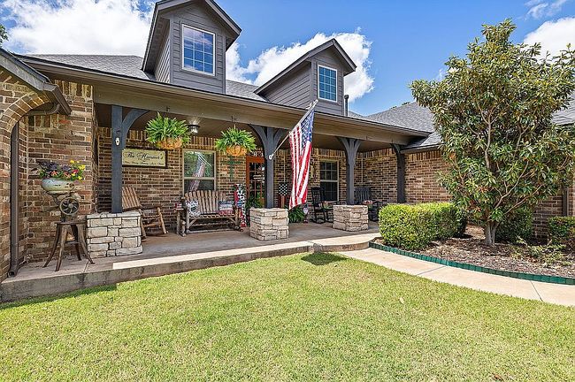 Additional photo 3 of property located at 9981 Stone Creek Xing