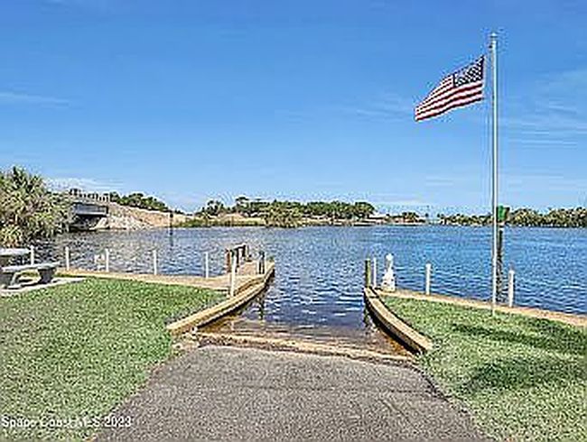 Image of 3132 Indian River Dr Ne