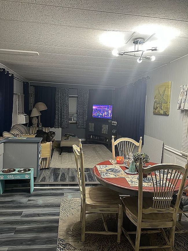 Photo of 301 Aviary Way, Toms River, NJ