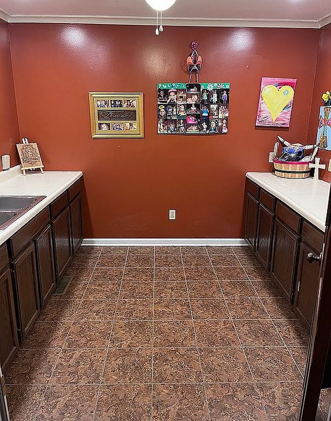 Preview of property located at 609 Hanna Dr