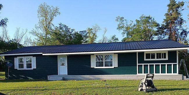 Photo of 210 W Graham St, Mc Rae, GA