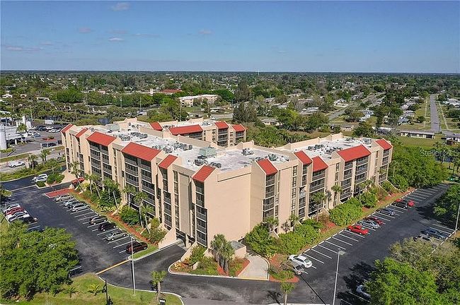 Additional photo 1 of property located at 21405 Olean Blvd Apt 506