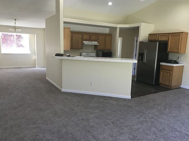 Photo of 974 Short Cut Ln, Fernley, NV