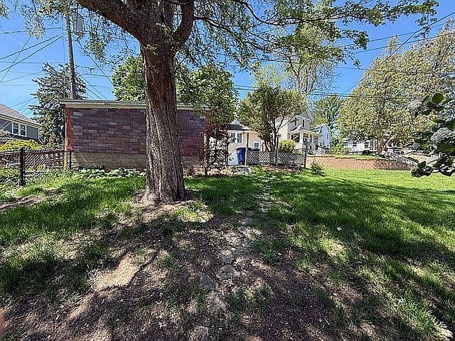 Image of 1435 Parkway St
