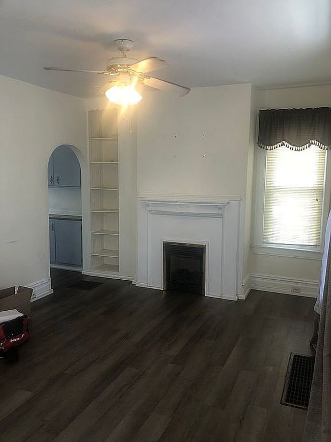 Photo of 406 Broad St