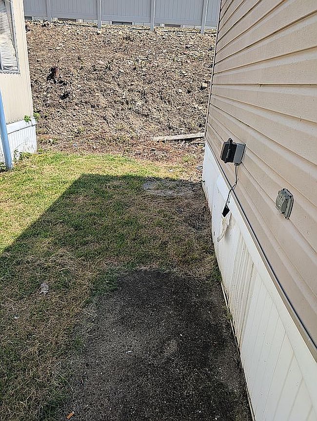 Photo of 106 Berry St Trailer 16, Pittsburgh, PA