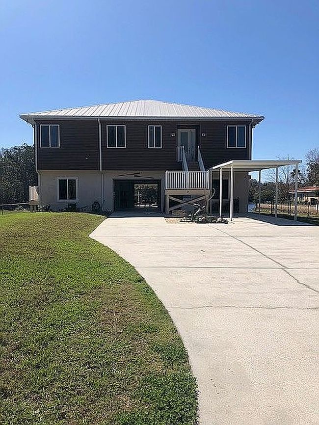 Image of 7 Oak Dr