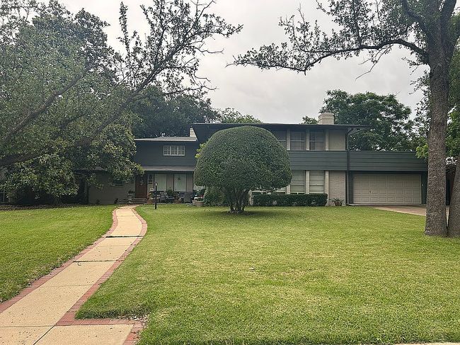 Photo of 6321 Greenway Rd, Fort Worth, TX