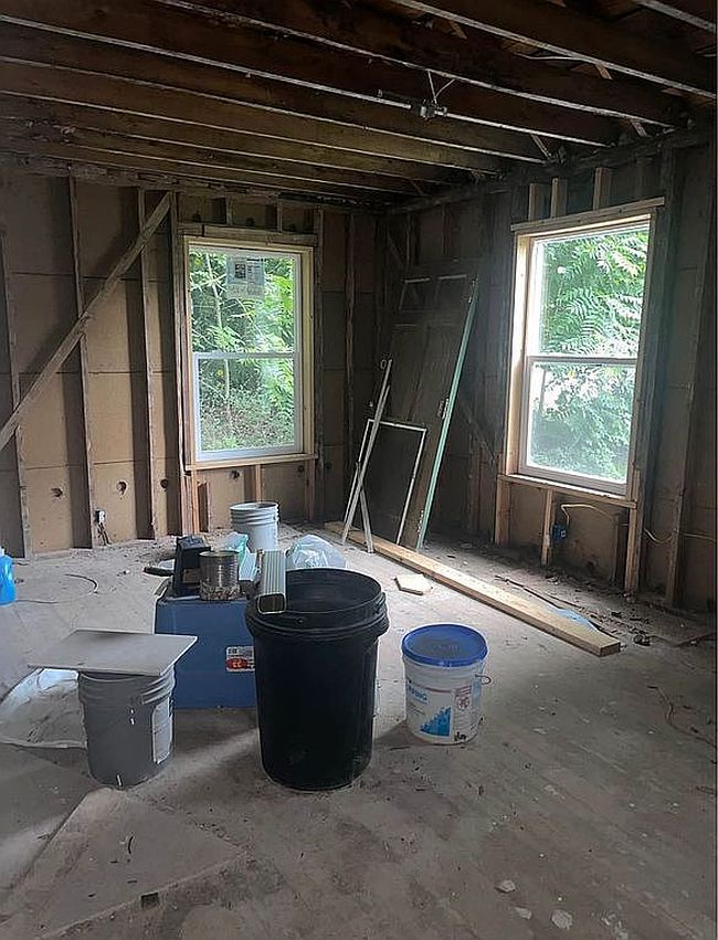 Photo of 55849 Mayflower Rd, South Bend, IN