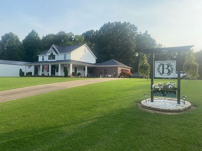 Image of 111 Hawkins Rd