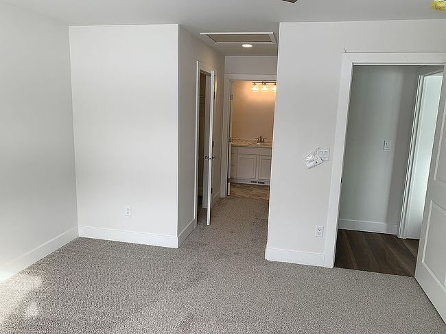 Image of 91 Elwood St
