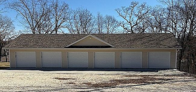 Image of 64 Port Royale Dr