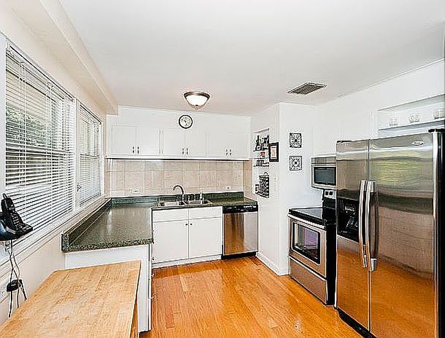Preview of property located at 700 N Stone Ave