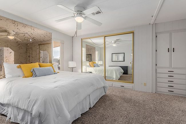 Image of 9238 E Lakeside Dr