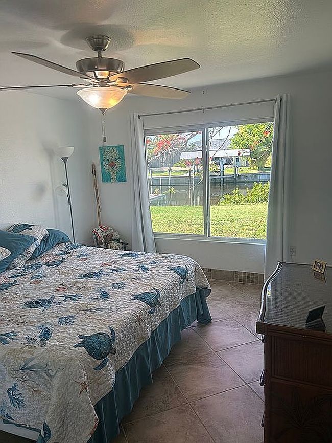 Photo of 18566 Van Nuys Cir, Pt Charlotte, FL
