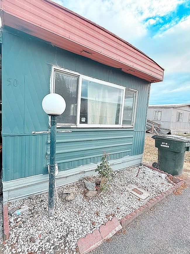 Photo of 400 W 5th St Unit 50, Grandview, WA