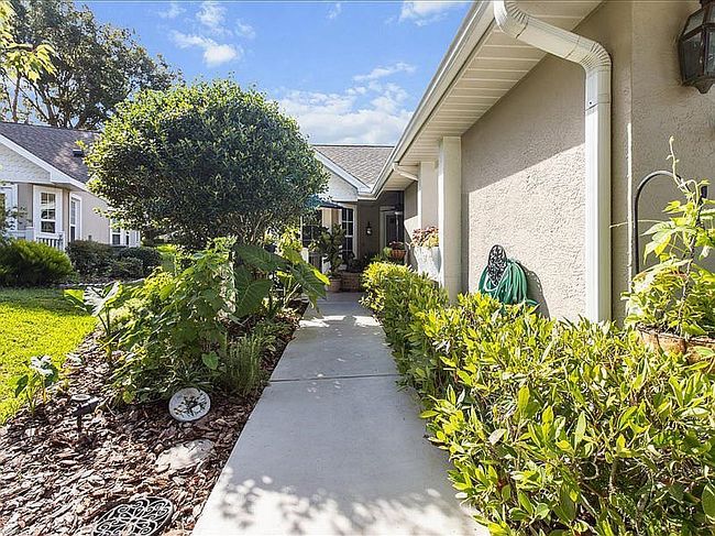 Photo of 1663 N Foxboro Loop, Crystal River, FL