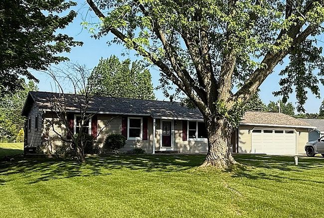 Image of 856 Meadow Dr