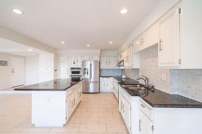 Photo of 2209 W 25th St Unit 7, Los Angeles, CA