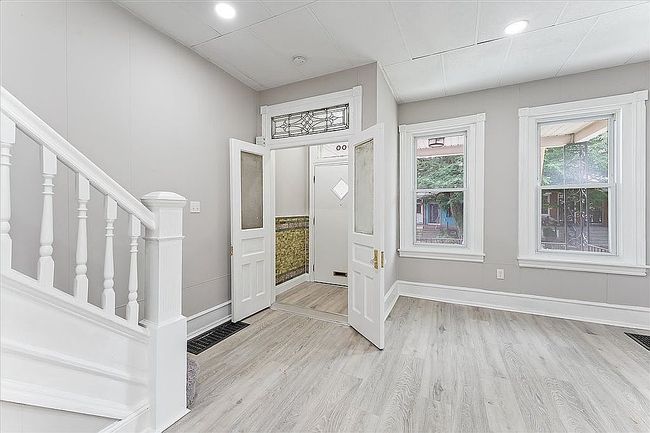 Photo of 100 W Sharpnack St, Philadelphia, PA