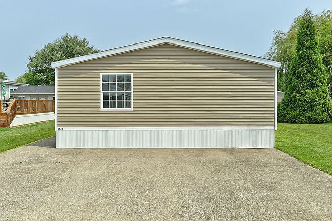 Photo of 1833 Badger Dr, Evansville, IN