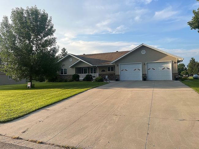 Photo of 301 7th St Sw