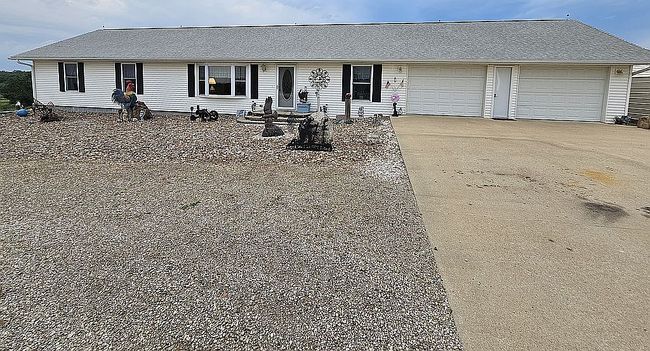 Photo of 14758 276th St, Bloomfield, IA