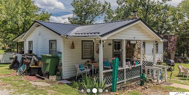 Photo of 26583 Escapade Ln, Warsaw, MO