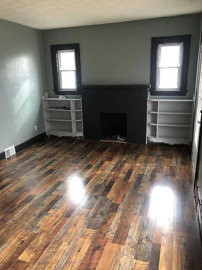 Additional photo 3 of property located at 1206 Laird Ave