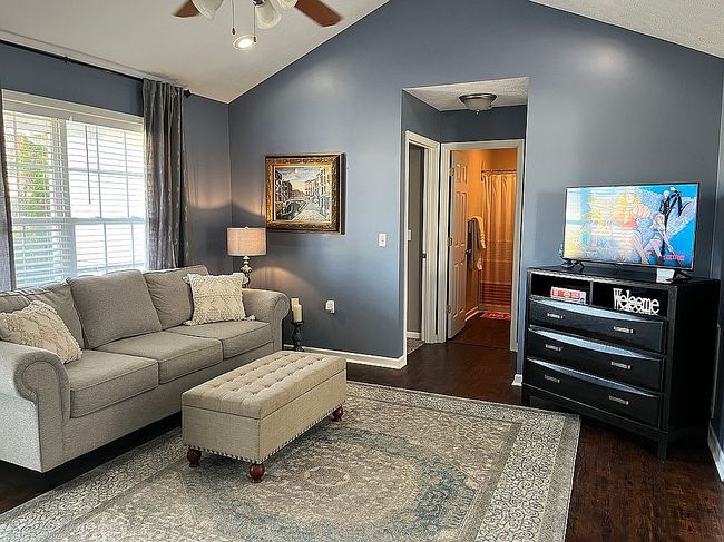 Image of 97 Head Ln