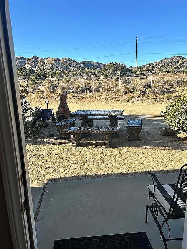 Image of 8837 Hardesty Dr