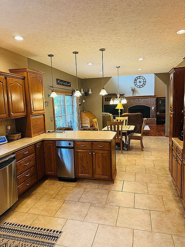 Photo of 115 Greenbrier Ln, Davisville, WV