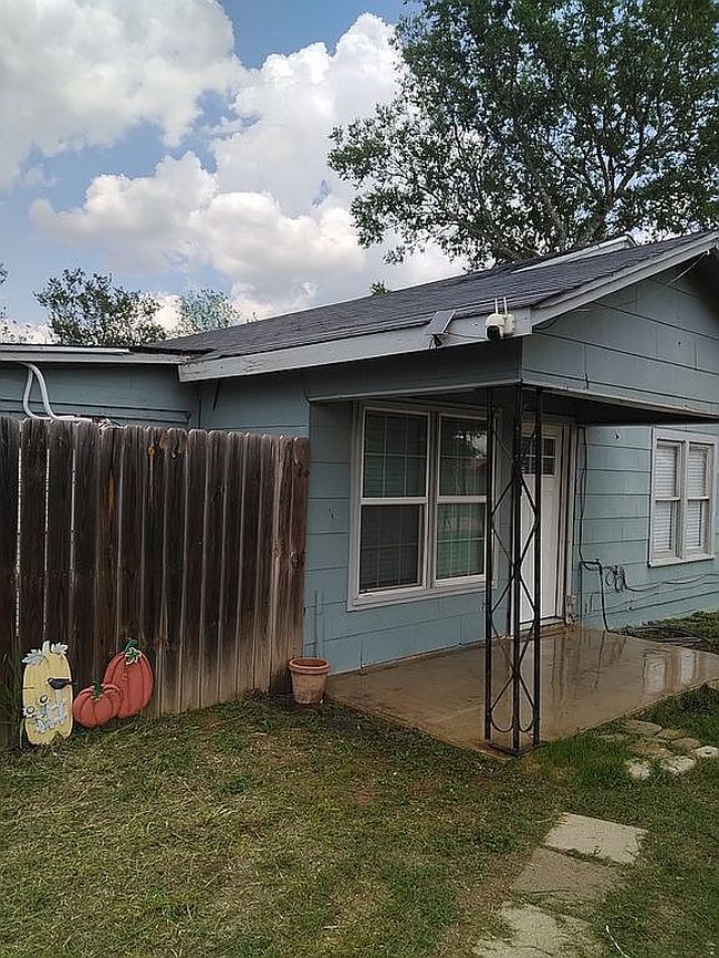 Image of 469 Rose Blvd