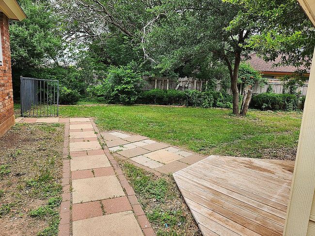 Image of 4640 Oak Knoll St