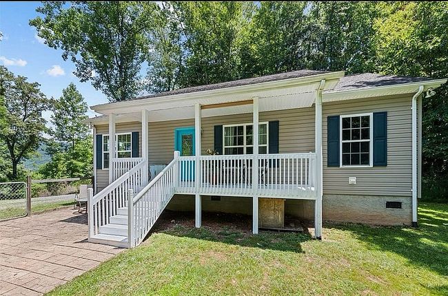 Preview of property located at 138 Elm St