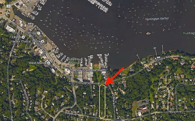 33 Bay Ave, Huntington, NY