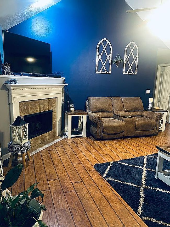 Image of 2315 Camden Cv W