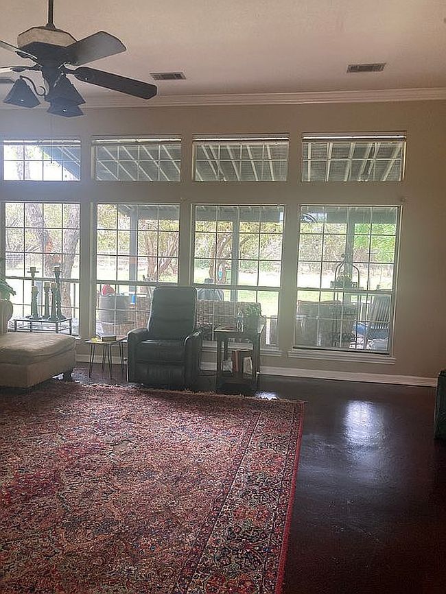 Photo of 909 Oak Meadow Dr, Dripping Springs, TX