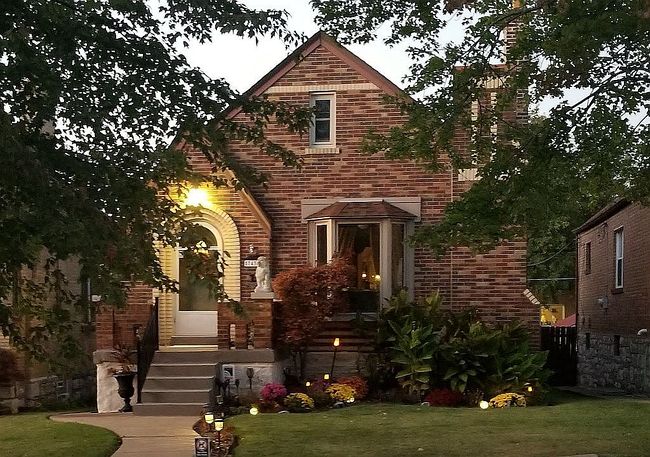 Photo of 5743 Mardel Ave