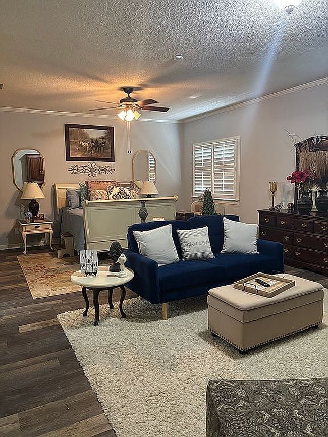 Additional photo 2 of property located at 3200 Ridgefield Ln