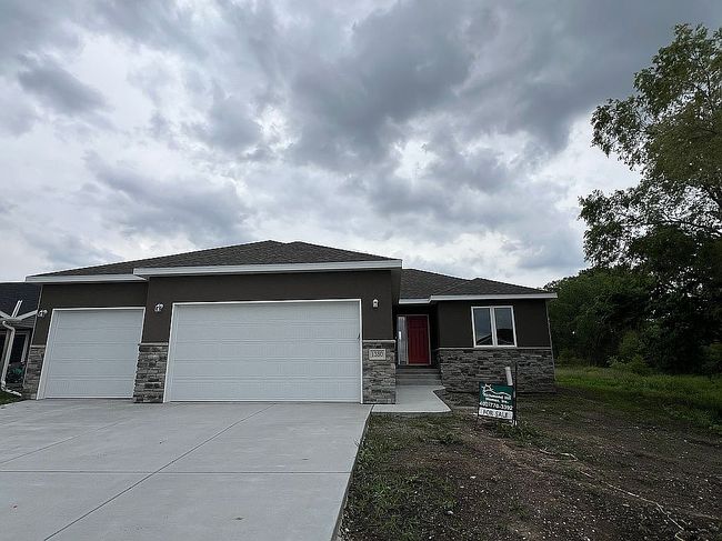Photo of 1380 Hackberry St, Bennet, NE