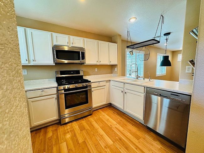 Image of 9100 Hombard Ave